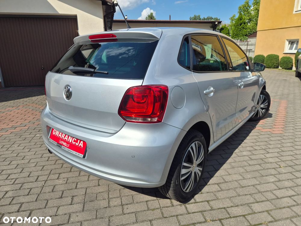 Volkswagen Polo 1.4 16V Highline - 8