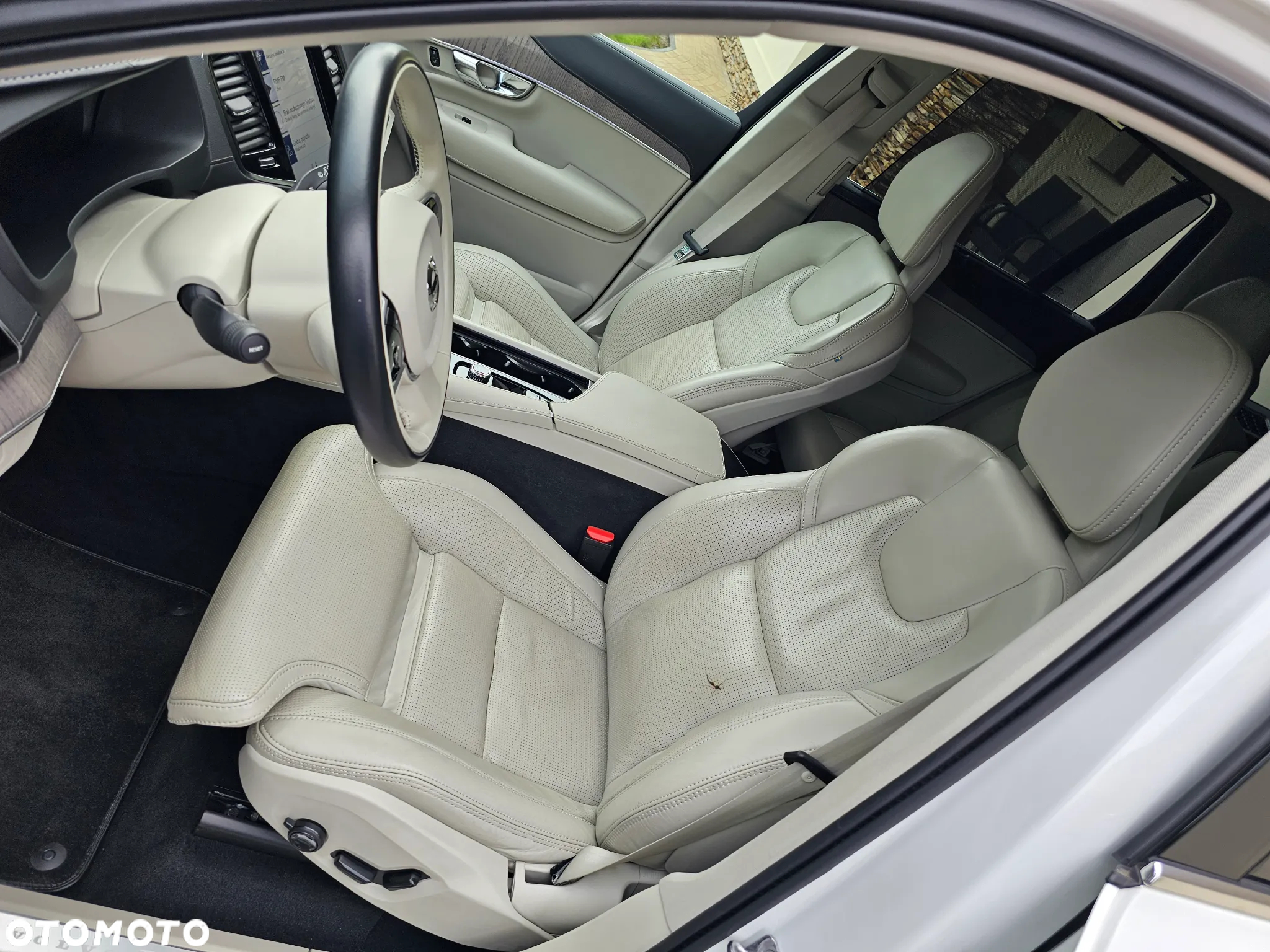 Volvo XC 90 - 24