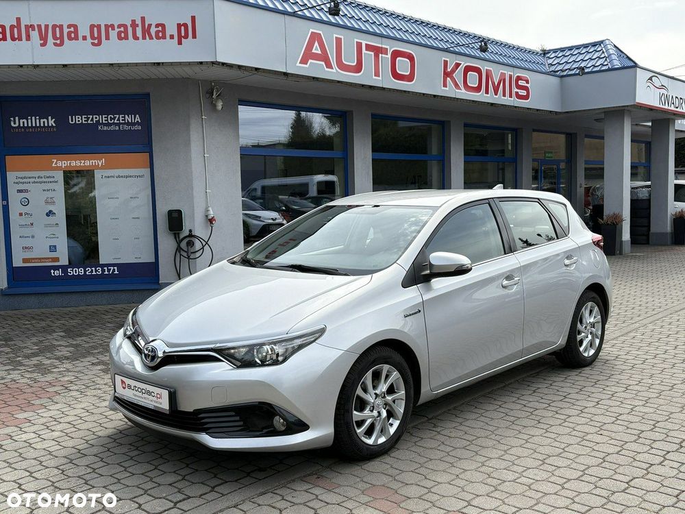 Toyota Auris - 1