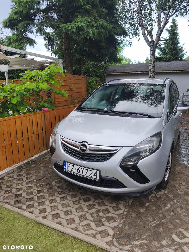 Opel Zafira - 1