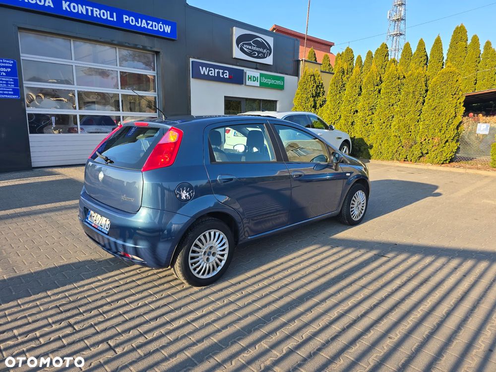 Fiat Grande Punto - 9