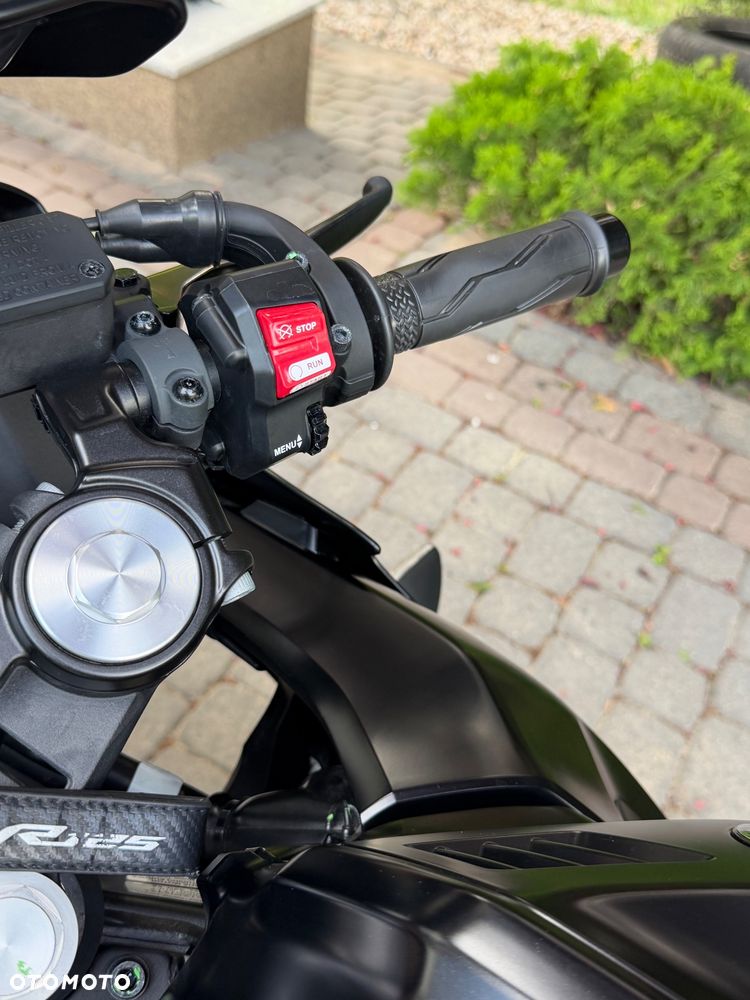 Yamaha YZF - 10