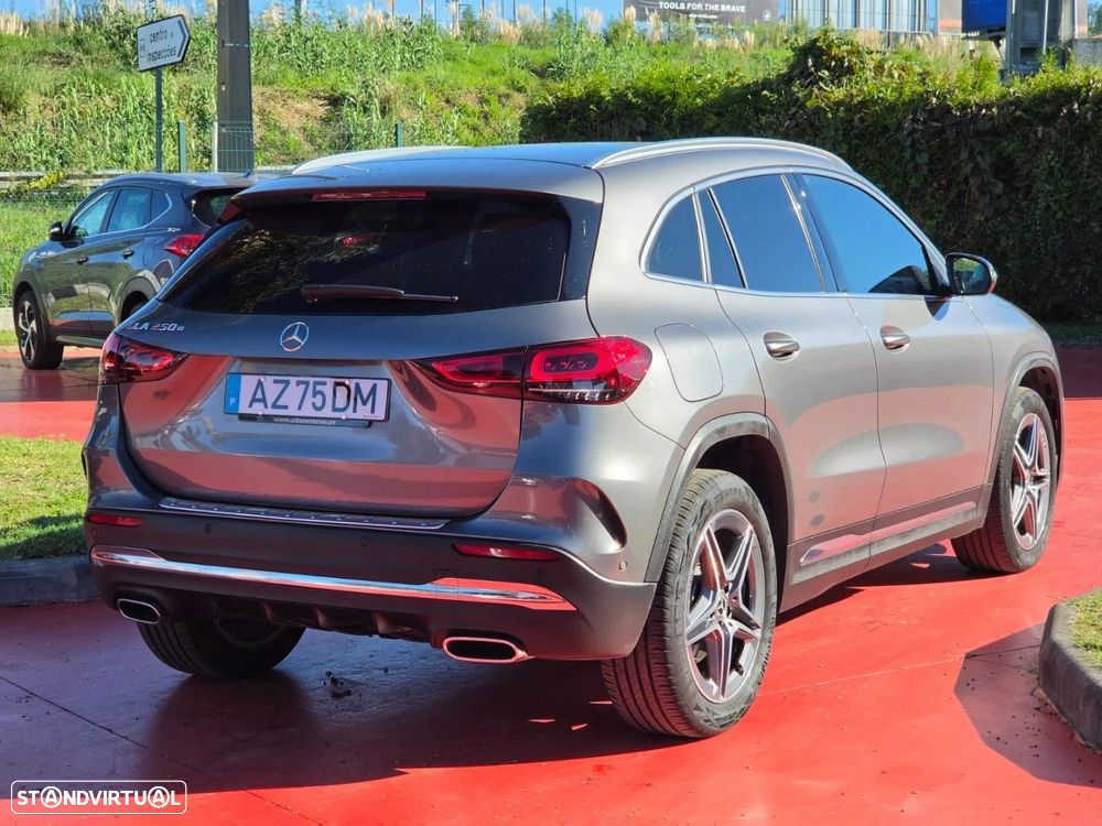 Mercedes-Benz GLA 250 e AMG Line - 4