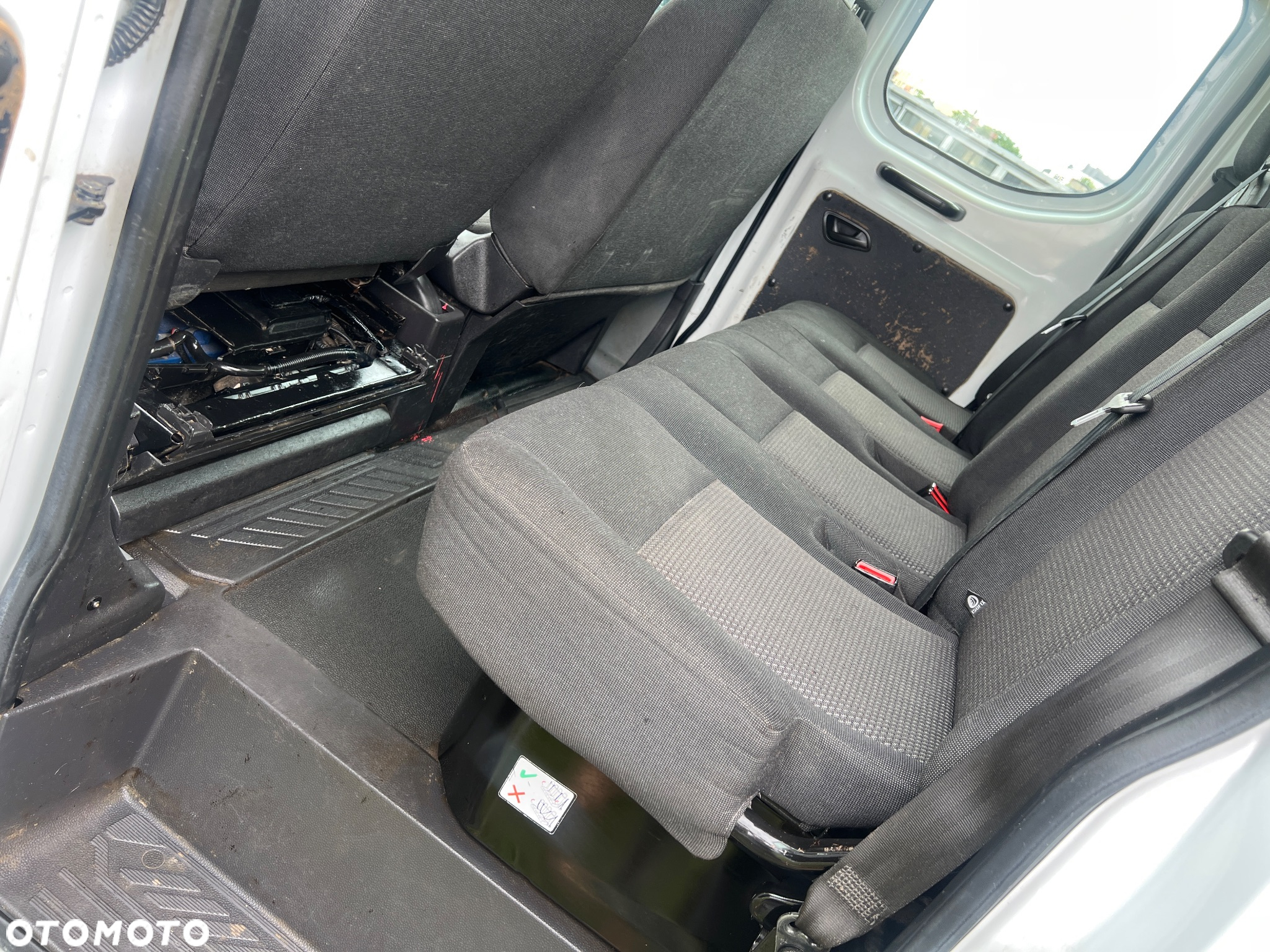 Ford TRANSIT DOKA 7-osobowy - 8