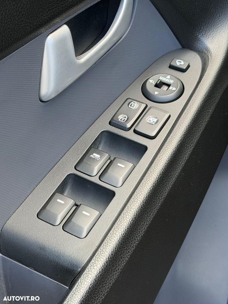 Kia Sportage 1.7 CRDI 2WD Attract - 10