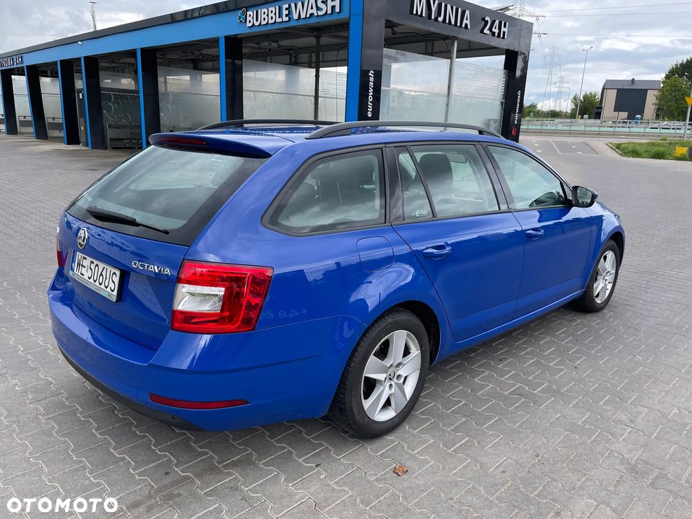 Skoda Octavia 2.0 TDI Ambition DSG - 6