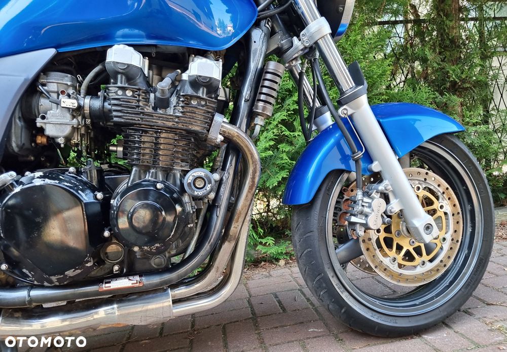 Kawasaki ZR - 5