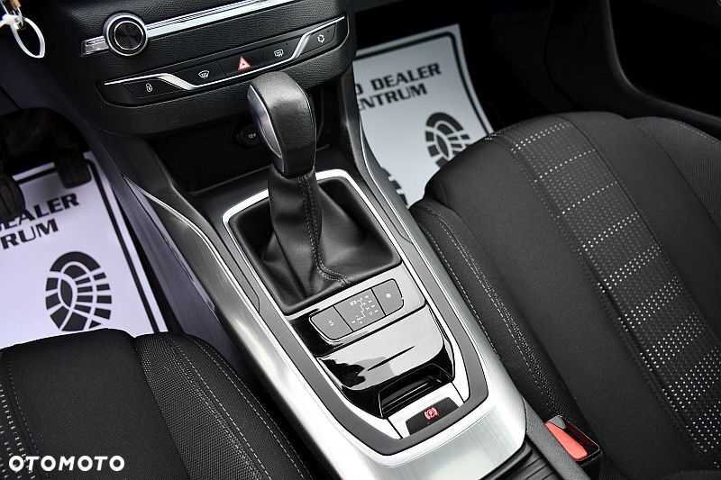 Peugeot 308 BlueHDi FAP 120 EAT6 Stop & Start Allure - 16