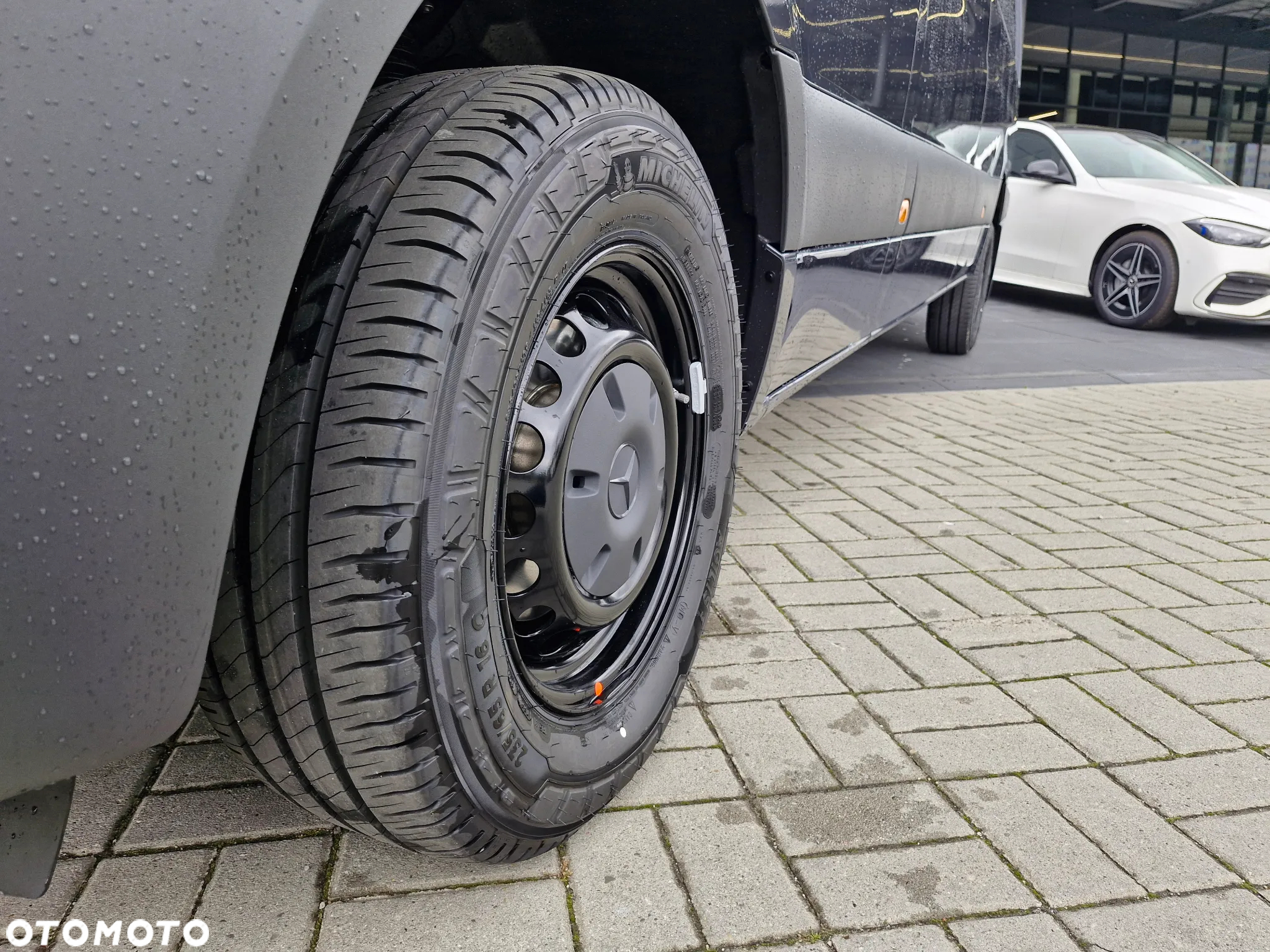 Mercedes-Benz Sprinter - 10