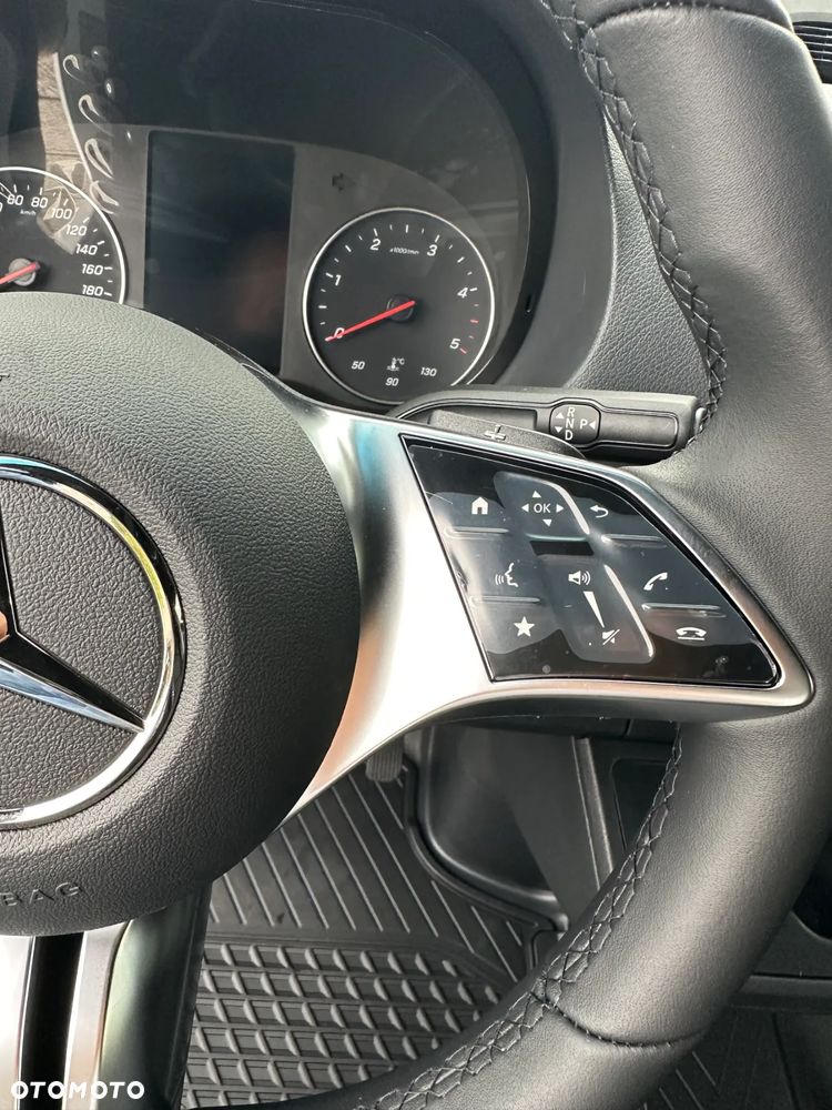 Mercedes-Benz Sprinter - 15