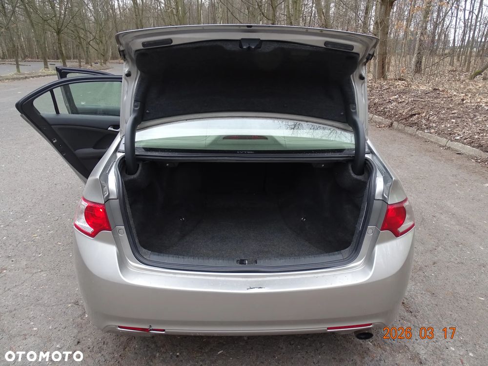 Honda Accord 2.0 Elegance - 22