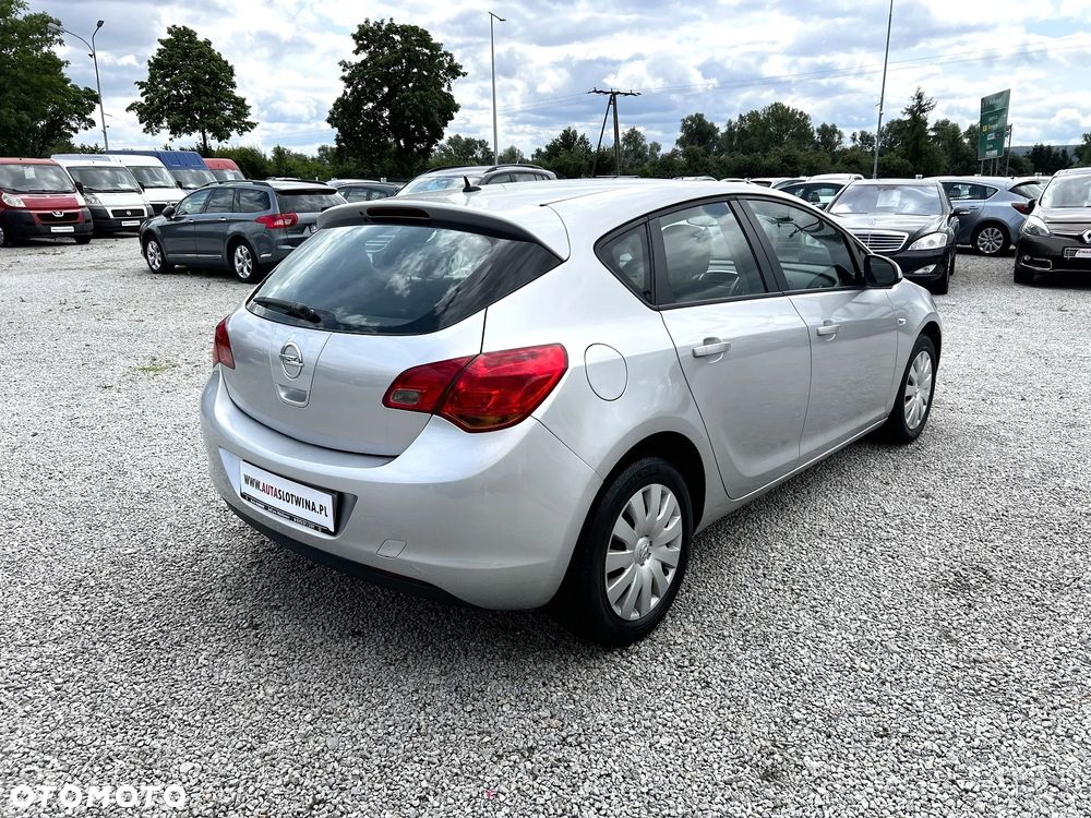 Opel Astra III 1.6 - 7