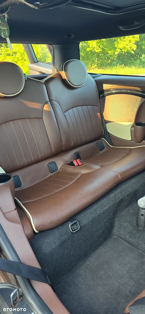 MINI Clubman Cooper D - 14