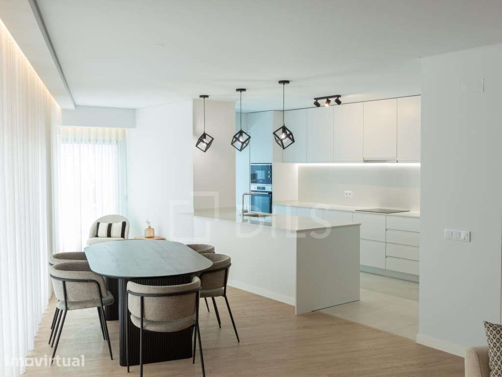 Apartamento T4 com piscina e estacionamento em Faro - Grande imagem: 5/51