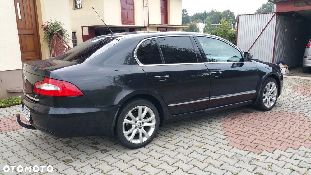 Skoda Superb 2.0 TDI Ambition - 2