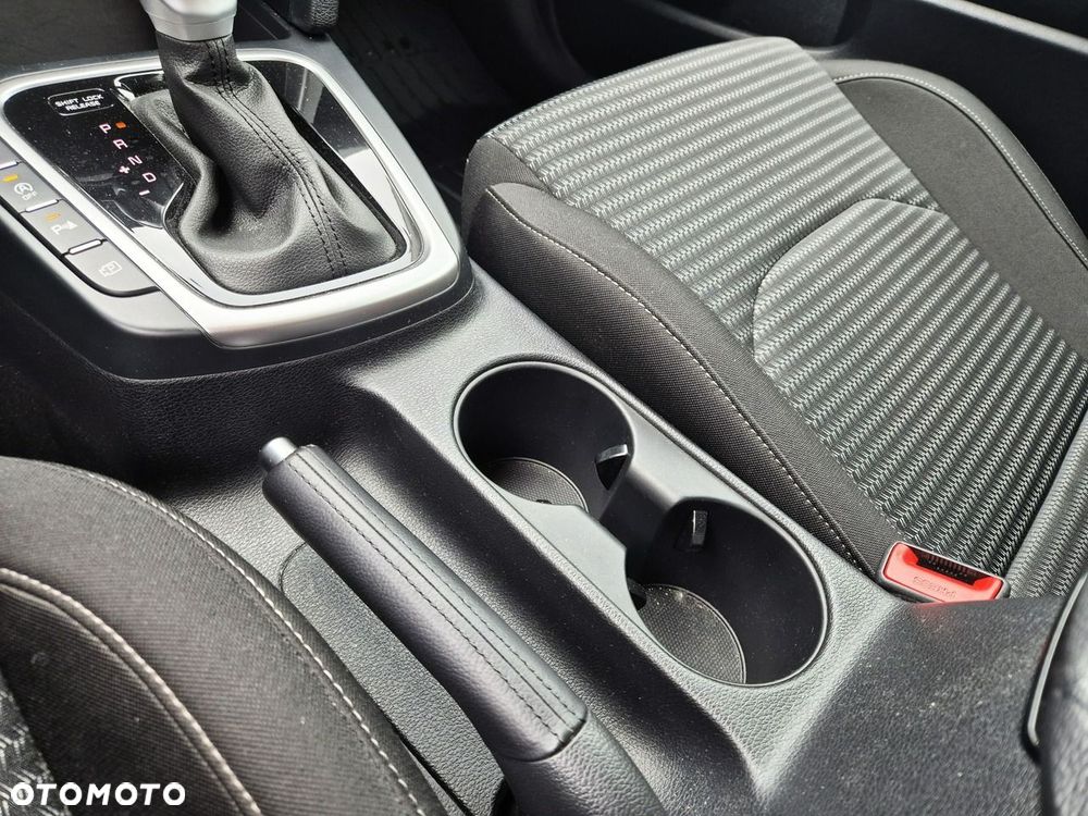 Kia Ceed 1.5 T-GDI M DCT - 33