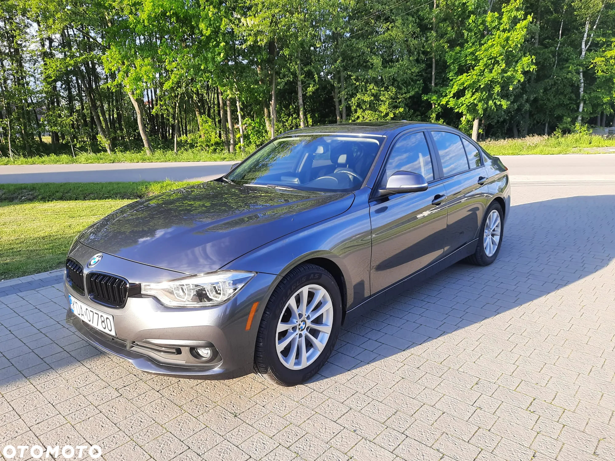 BMW Seria 3 320i - 7