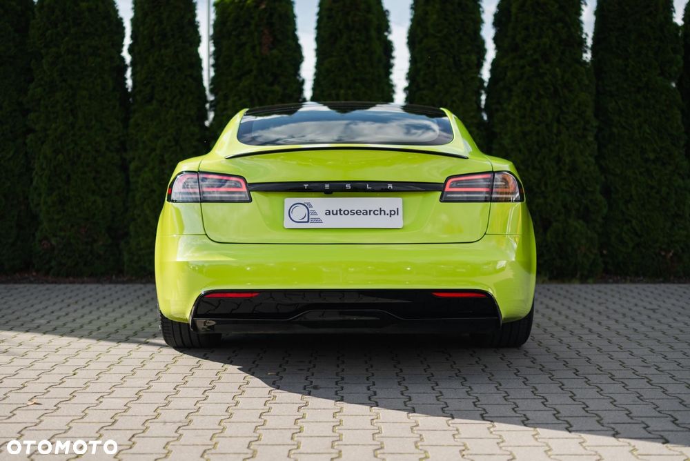 Tesla Model S - 5