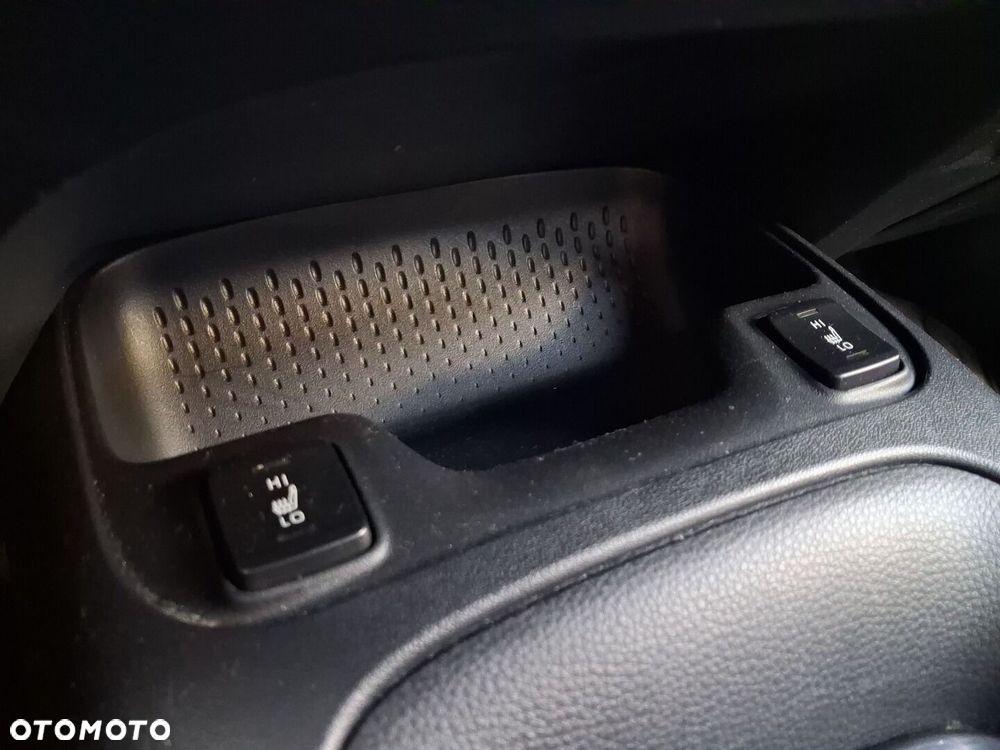 Toyota Corolla 1.8 Hybrid Comfort - 20