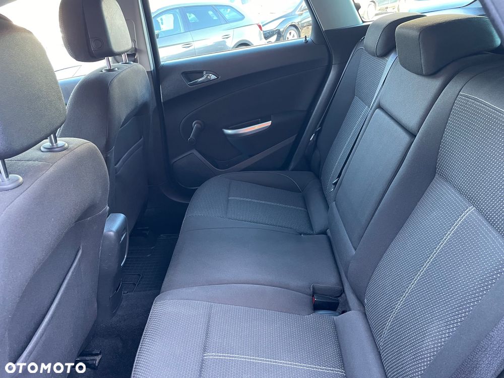 Opel Astra 1.4 Turbo Cosmo - 10