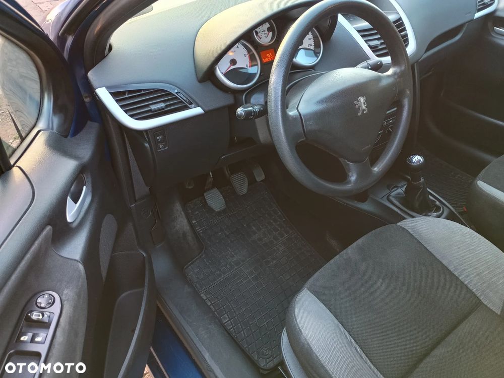 Peugeot 407 - 12