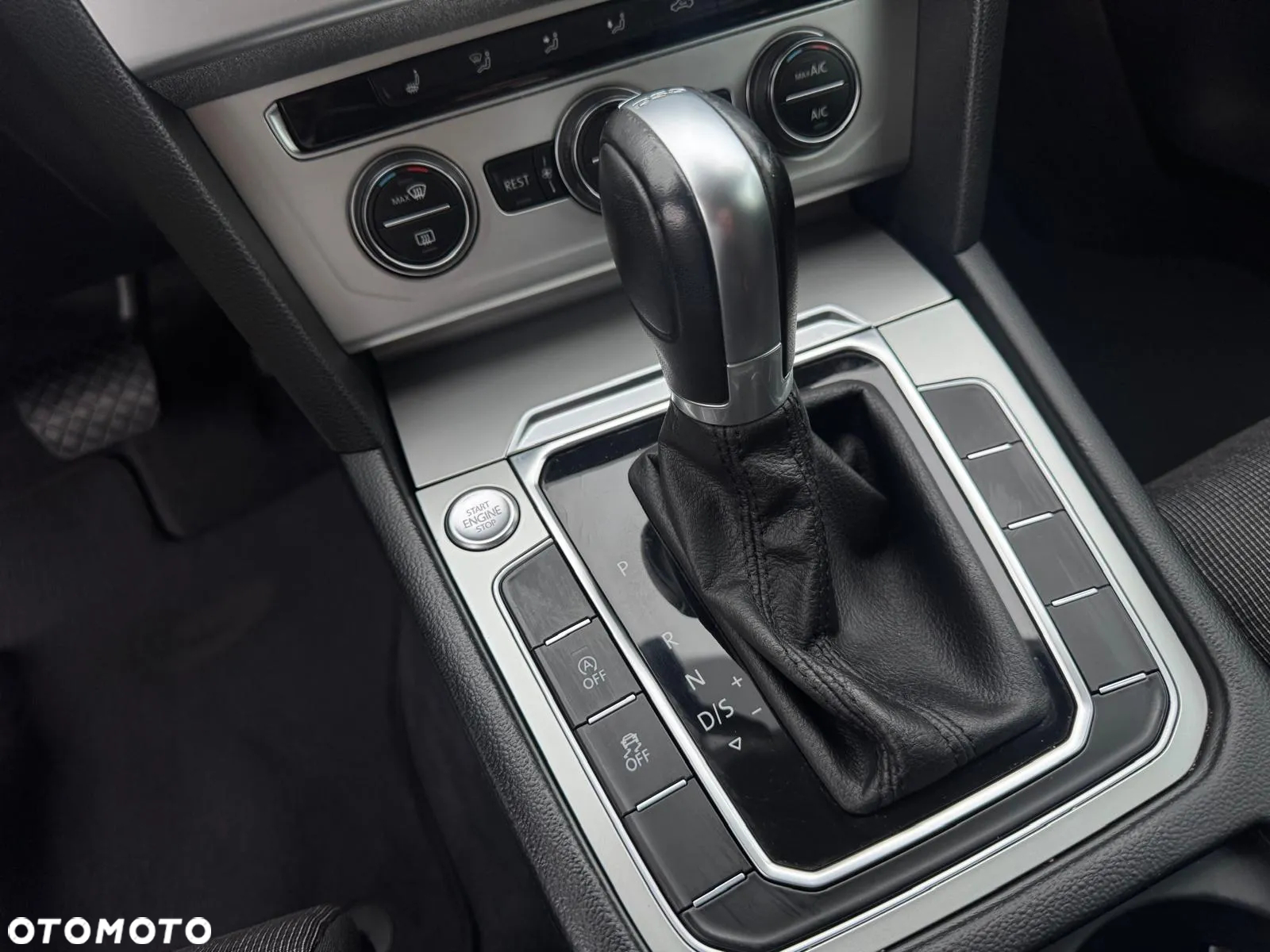 Volkswagen Passat Variant 1.8 TSI (BlueMotion Technology) DSG Comfortline - 28