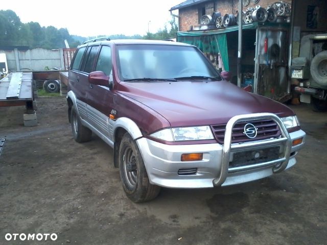 SSANGYONG MUSSO LKW DAWCA CZĘŚCI ŚRUBA 2.9D - 1