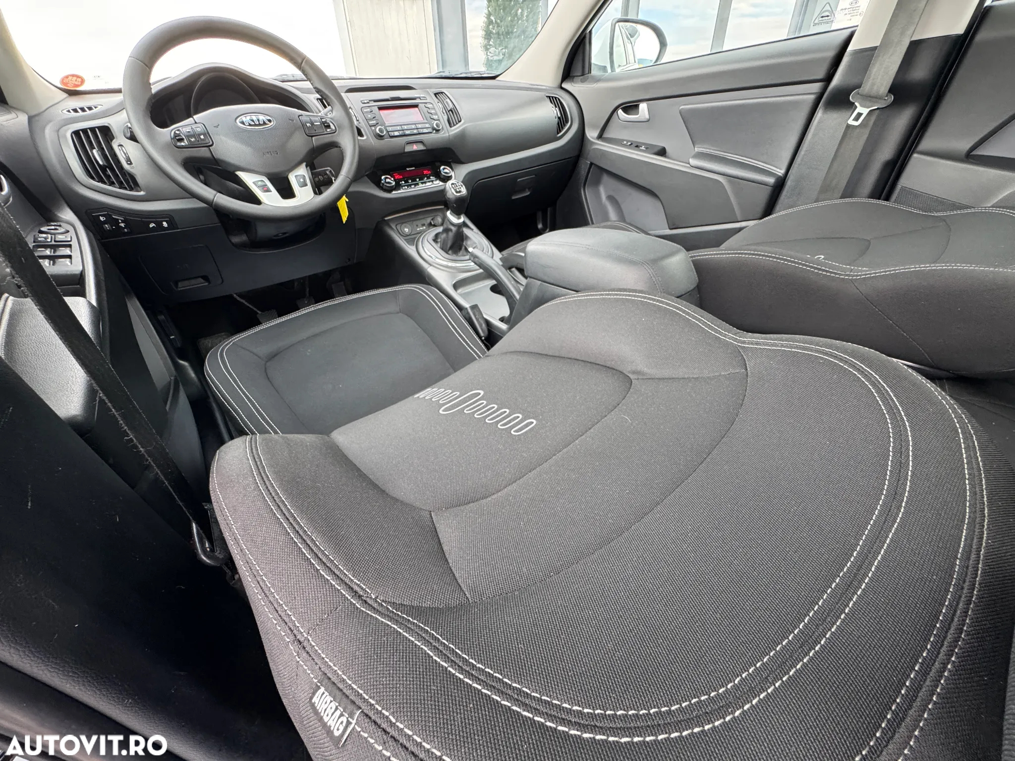 Kia Sportage 2.0 CRDI 2WD Spirit - 24