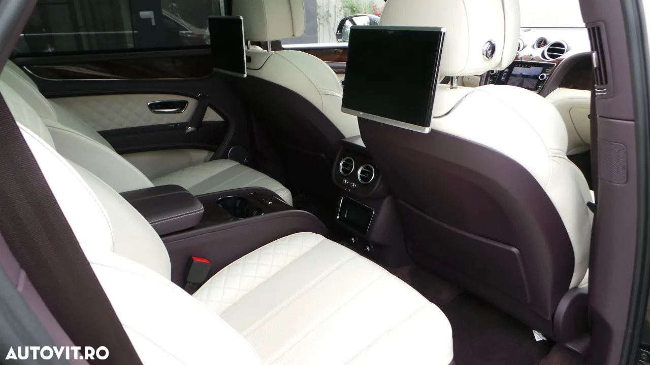 Bentley Bentayga - 10