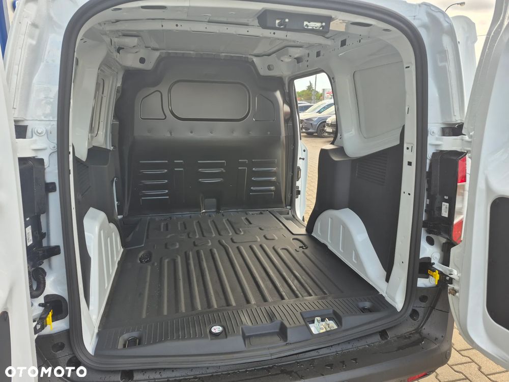 Ford TRANSIT COURIER - 11
