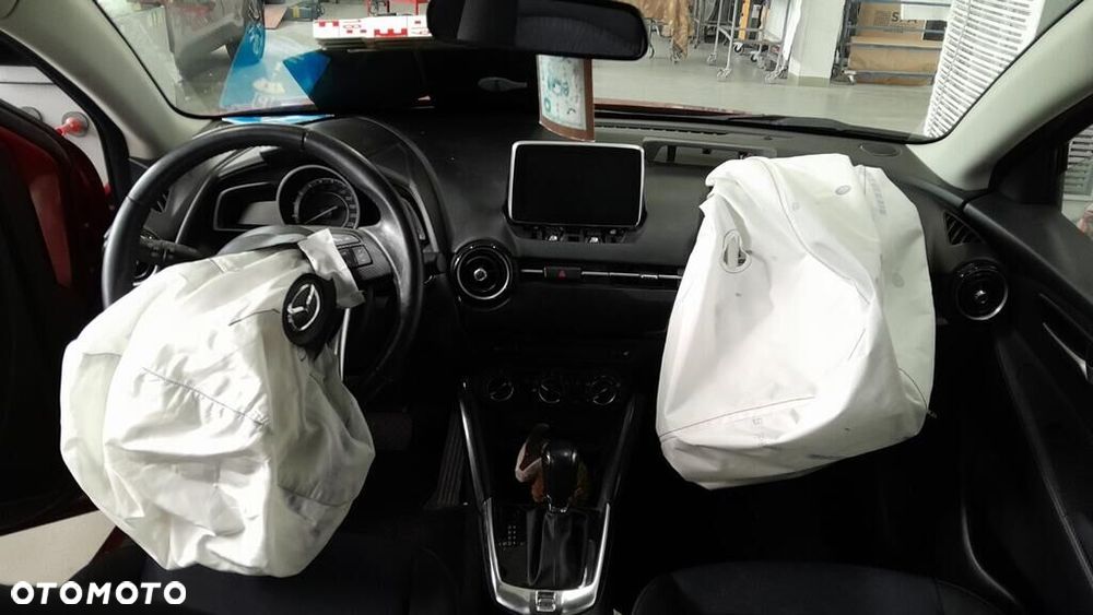 Mazda 2 SKYACTIV-G 90 Sports-Line - 11