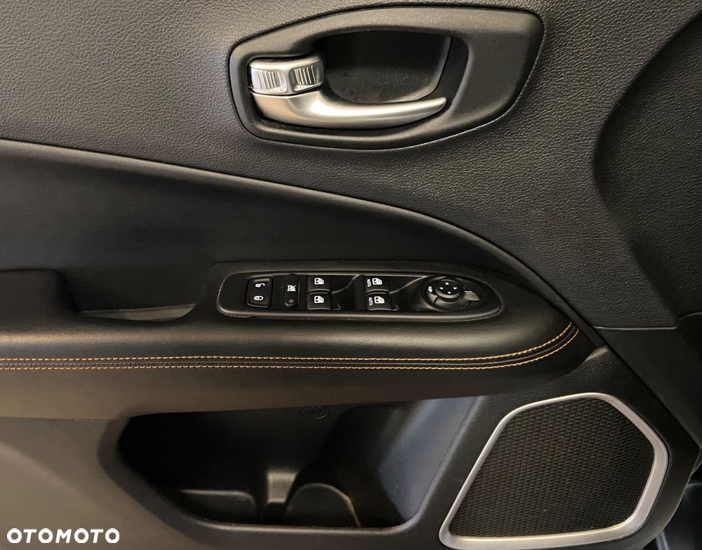 Jeep Compass 2.0 MJD Limited 4WD S&S - 24