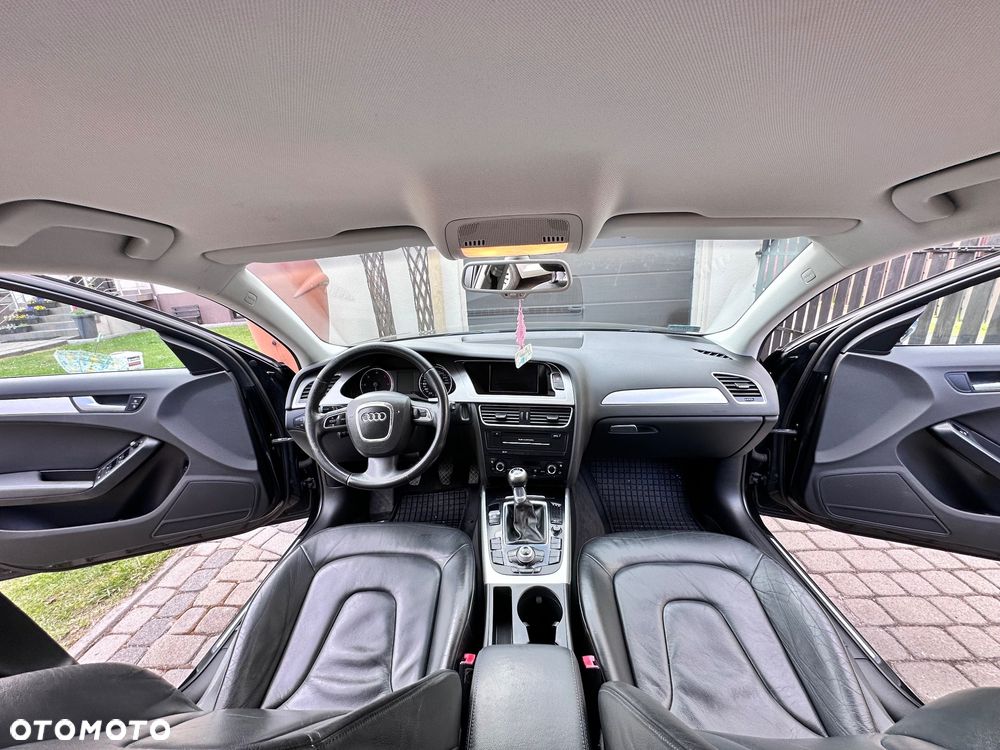 Audi A4 Avant 2.0 TDI DPF Ambiente - 15