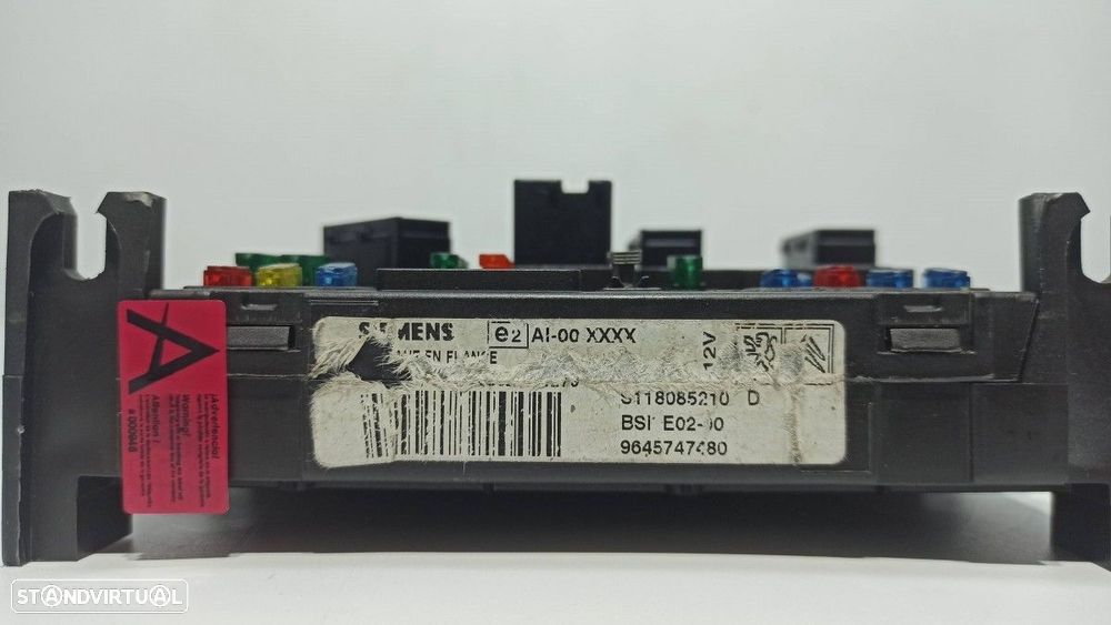 CAIXA DE RELÉS/ FUSÍVEIS PEUGEOT 206 BERLINA XT - 2