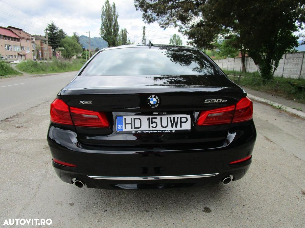 BMW Seria 5 530e xDrive AT PHEV - 11