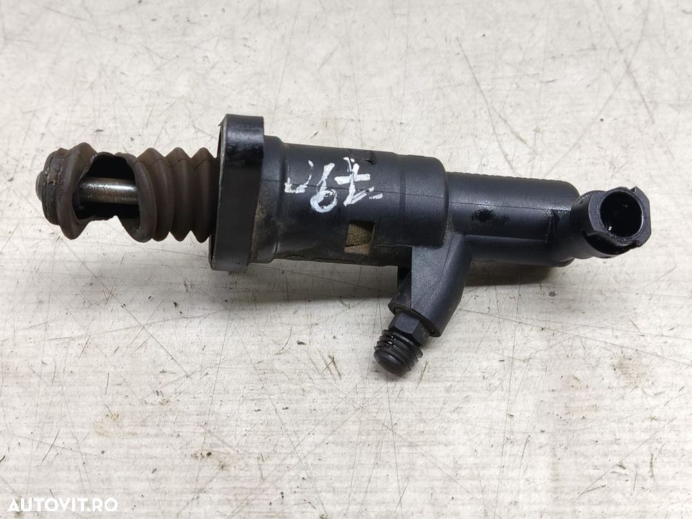 Cilindru ambreiaj 1k0721261L 1.6 tdi CAYC Audi A3 8P/8PA [2th facelif - 3