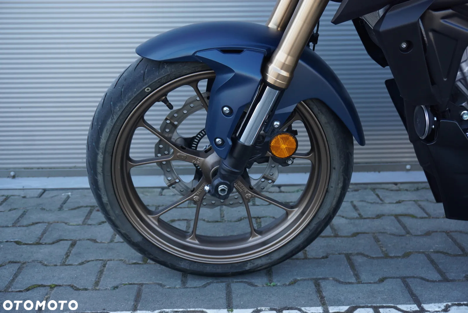 Honda CB - 11