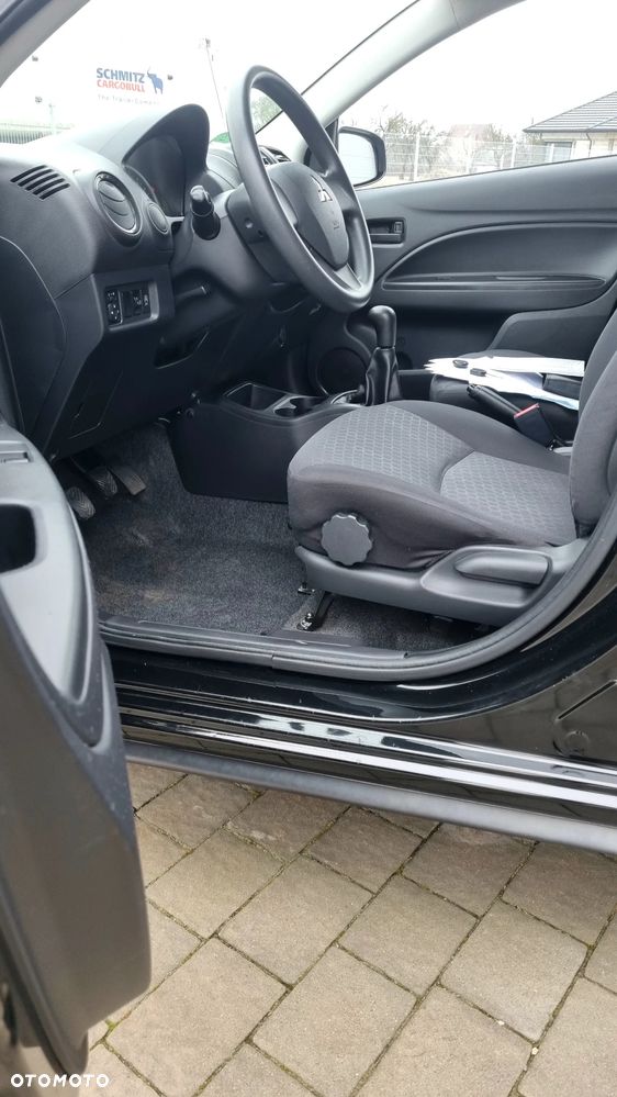 Mitsubishi Space Star - 11