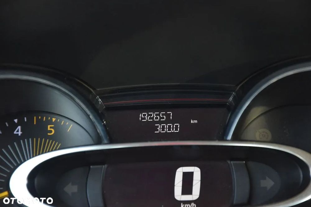 Renault Clio 1.5 dCi Alize - 11