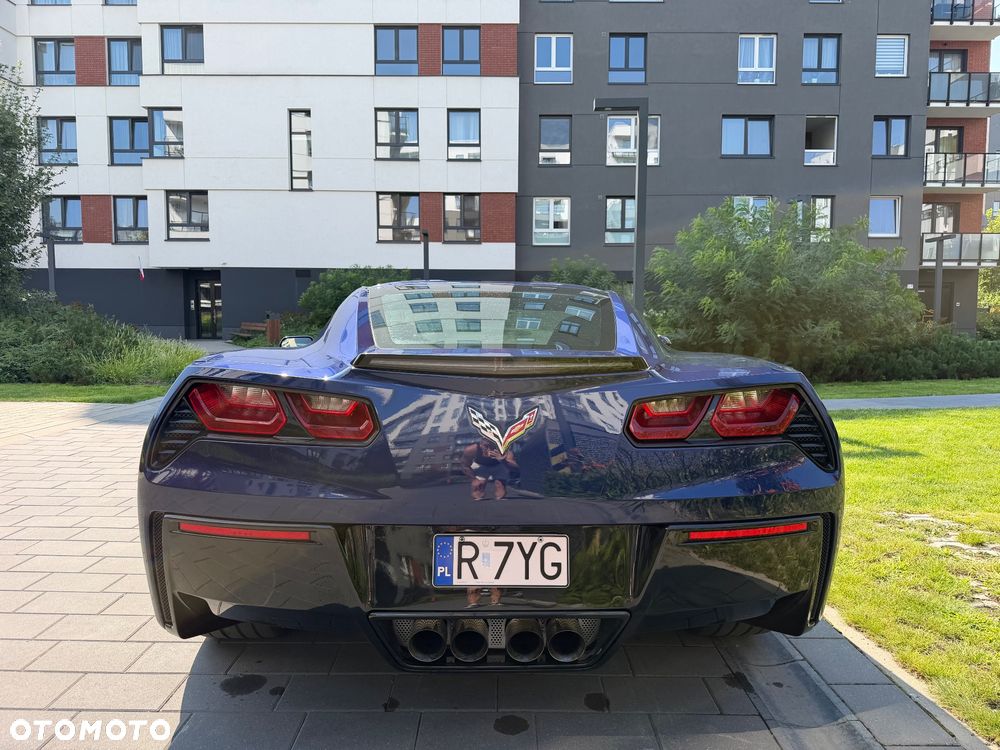 Chevrolet Corvette - 8