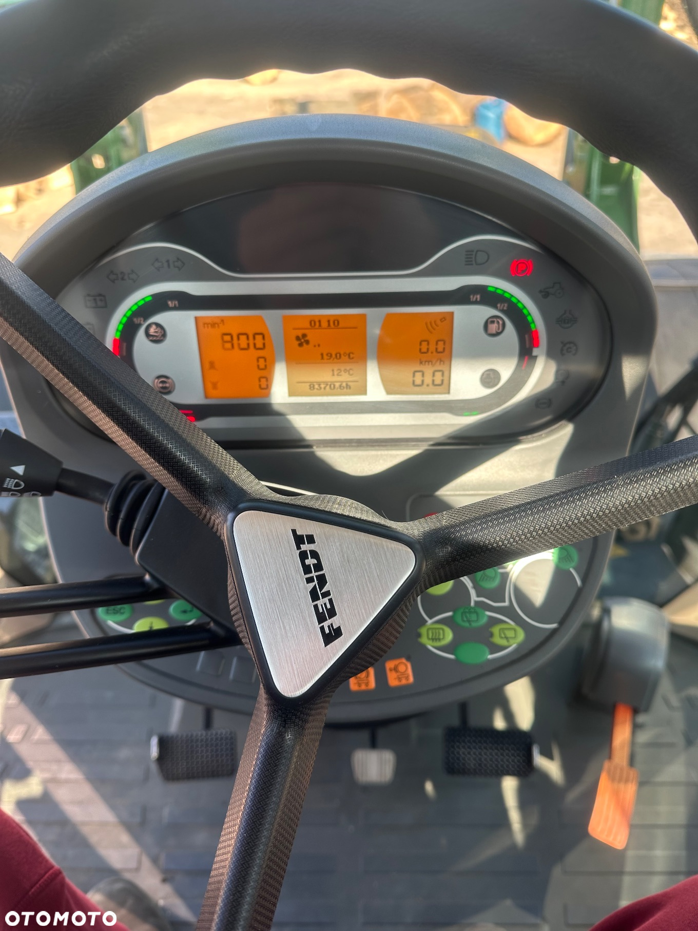 Fendt 724 Vario S4 - 14