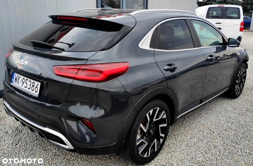 Kia XCeed 1.5 T-GDI M - 4