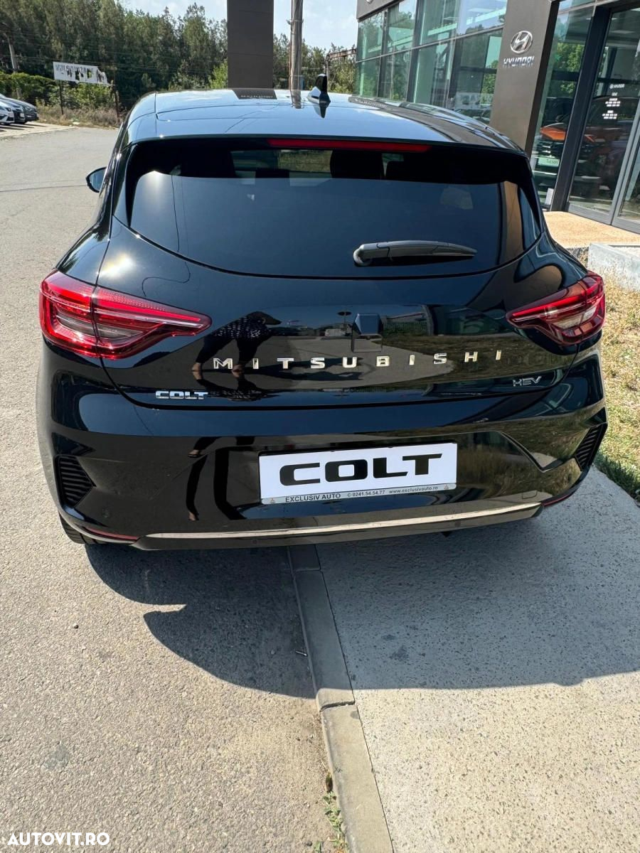 Mitsubishi Colt - 4