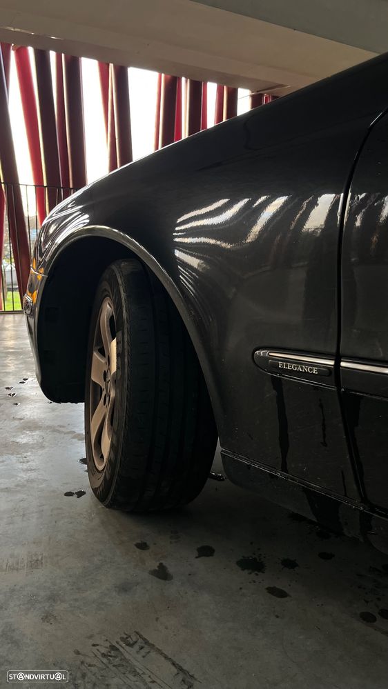 Mercedes-Benz E 220 CDI Elegance - 2