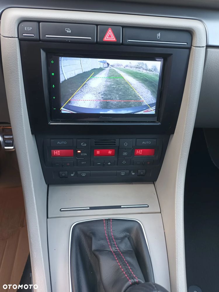 Audi A4 Avant 1.6 - 8