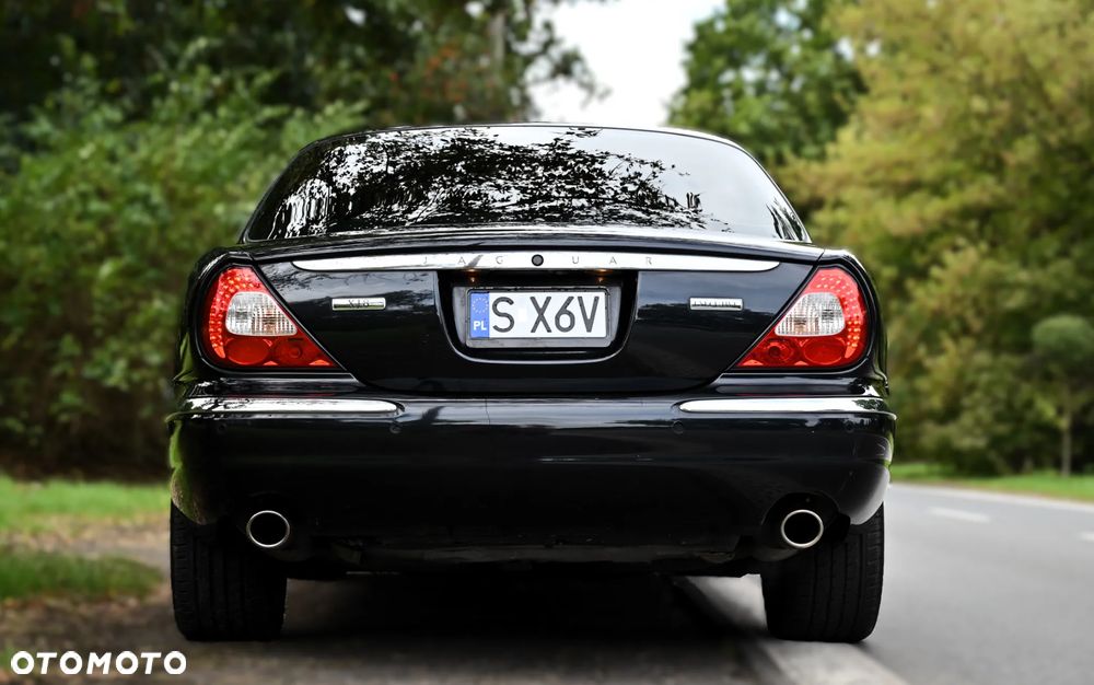 Jaguar XJ XJ8 4.2 Executive - 3