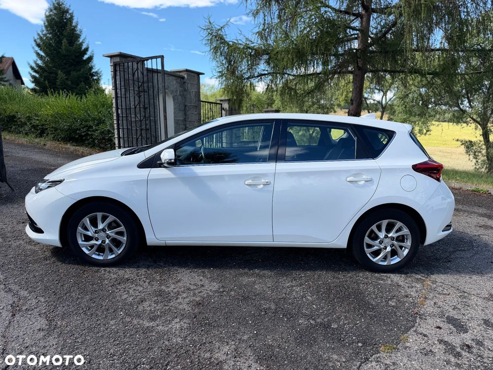 Toyota Auris 1.2 Turbo Comfort - 9