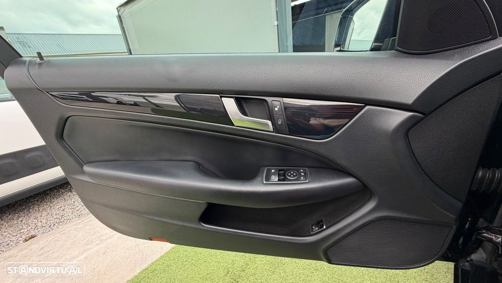 Mercedes-Benz C 220 CDI BE - 44