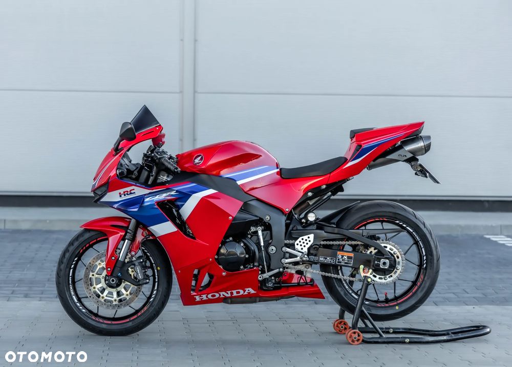 Honda CBR - 7
