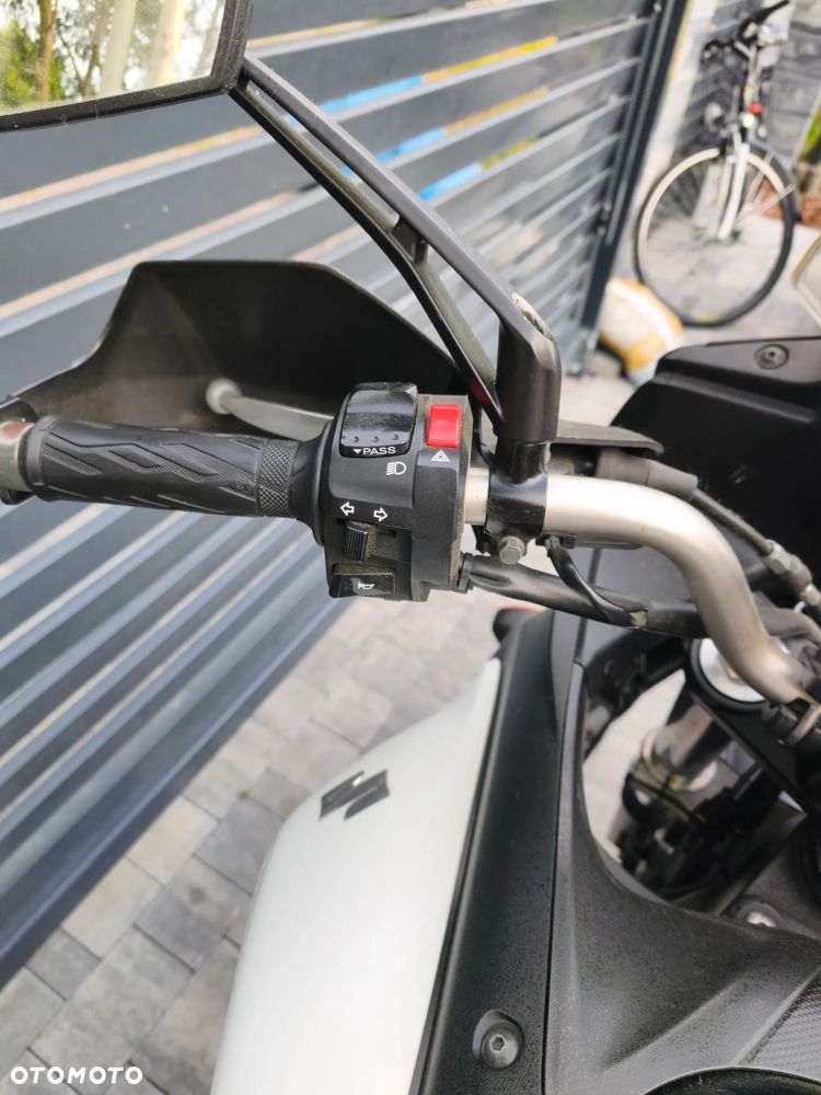 Suzuki DL - 15